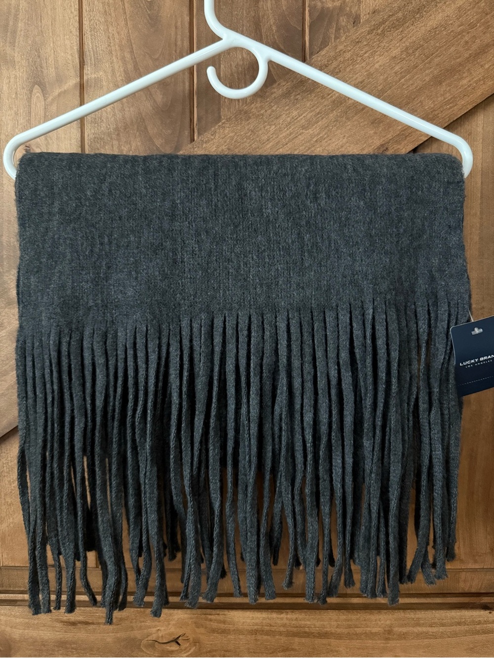 Lucky Brand Super Soft Scarf. Charcoal Gray.